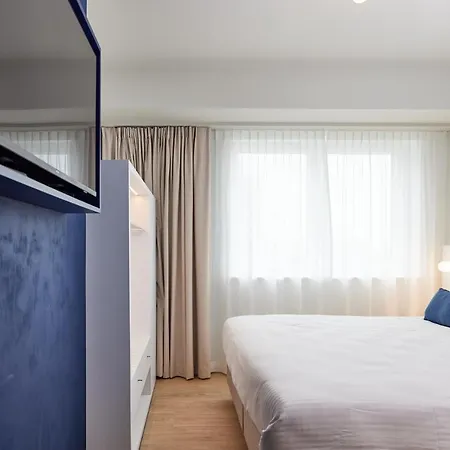 Отель C-hotels Burlington 3*