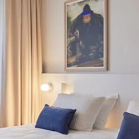 Отель C-hotels Burlington