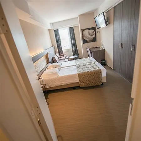 Отель C-hotels Burlington 3*